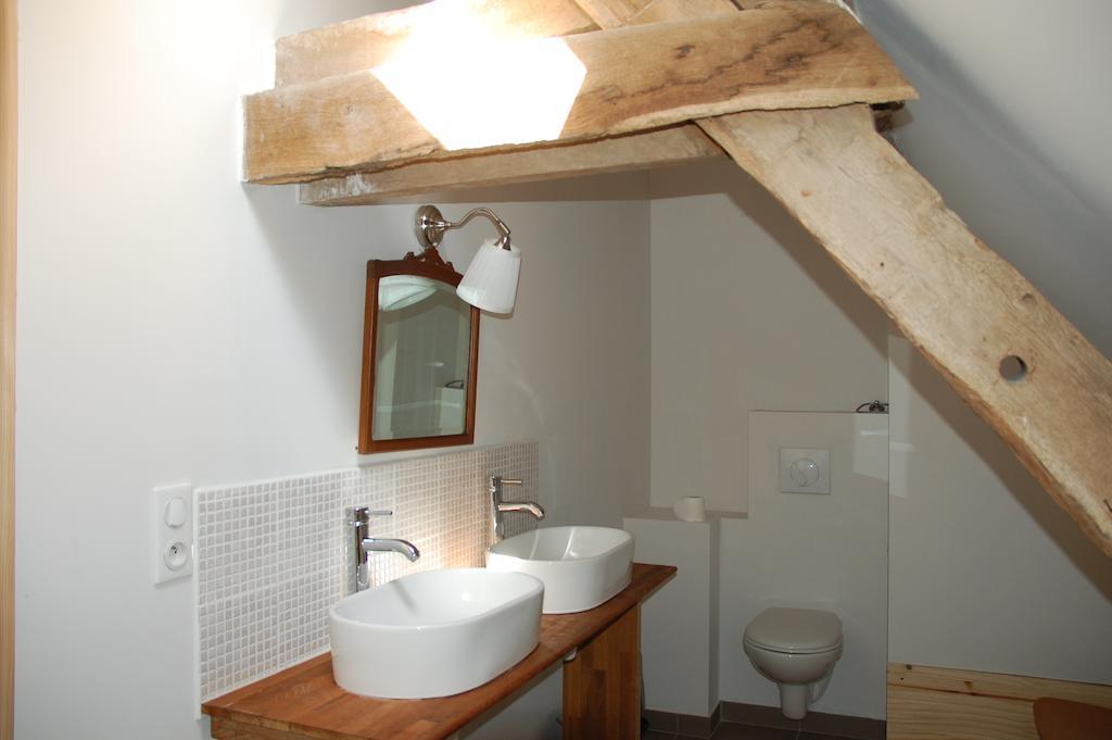 Le Mas D'En Haut Lussat Room photo